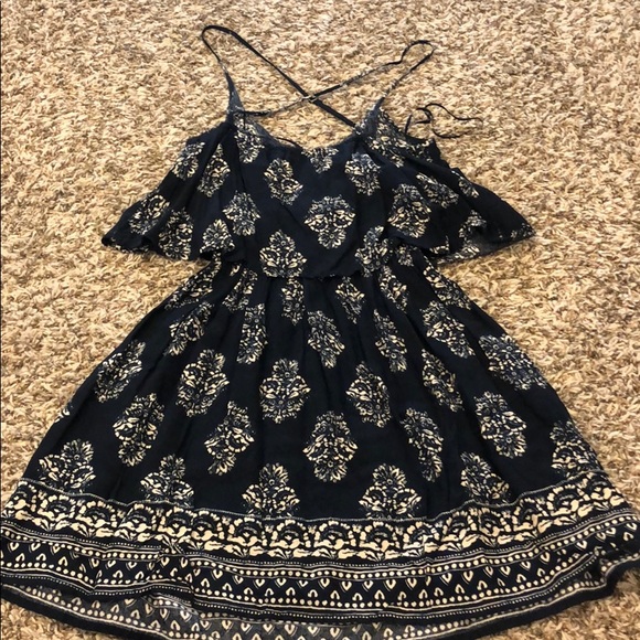 Dress - Picture 3 of 3